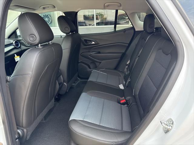 new 2025 Chevrolet Trax car, priced at $24,935