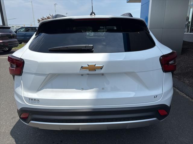 new 2025 Chevrolet Trax car, priced at $24,935