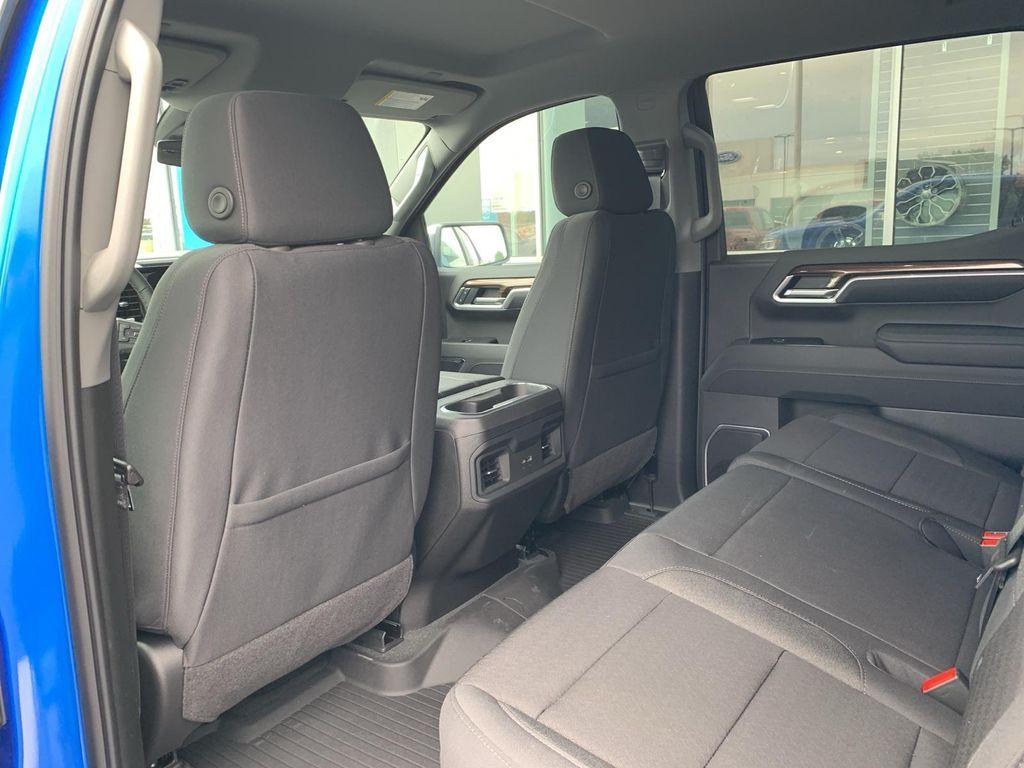 new 2025 Chevrolet Silverado 1500 car, priced at $58,320