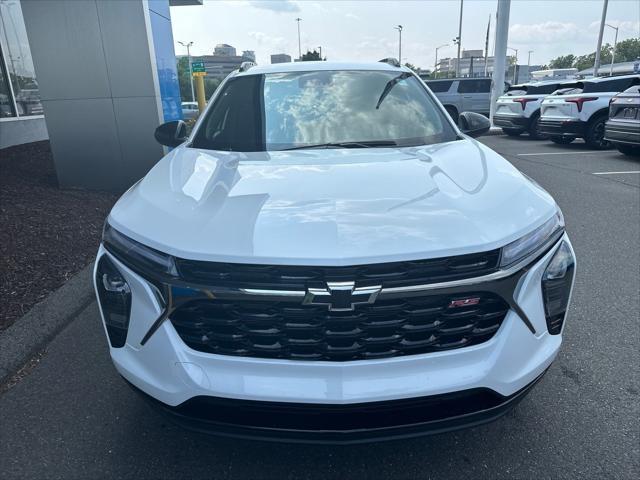 new 2025 Chevrolet Trax car, priced at $25,990