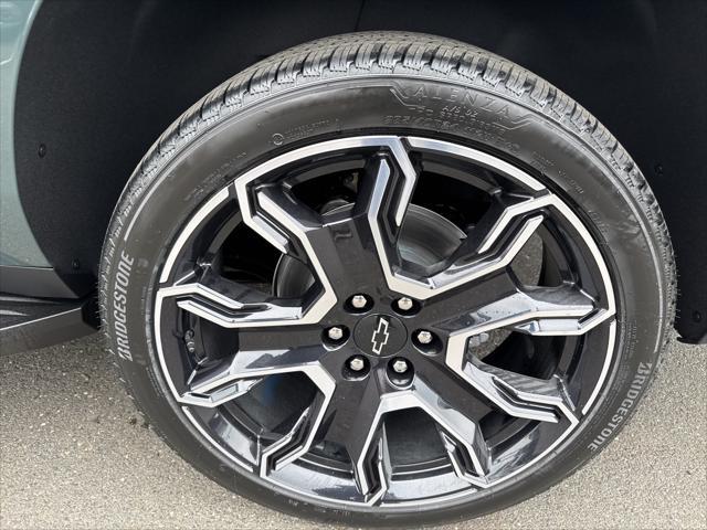 new 2025 Chevrolet Suburban car, priced at $88,290