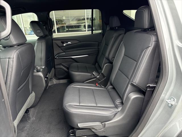 new 2025 Chevrolet Traverse car, priced at $44,695