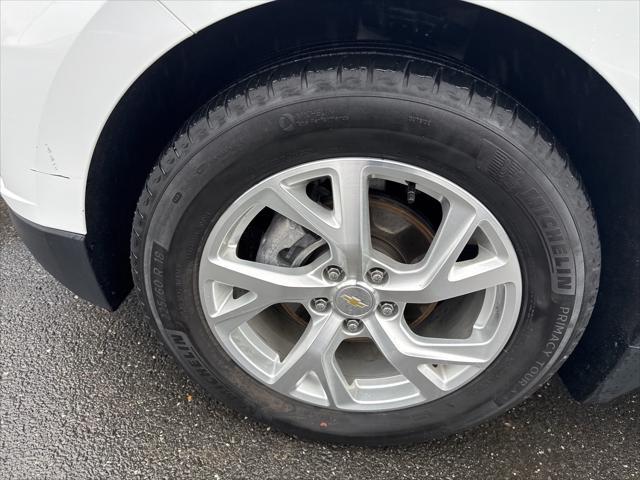 used 2021 Chevrolet Equinox car, priced at $22,982