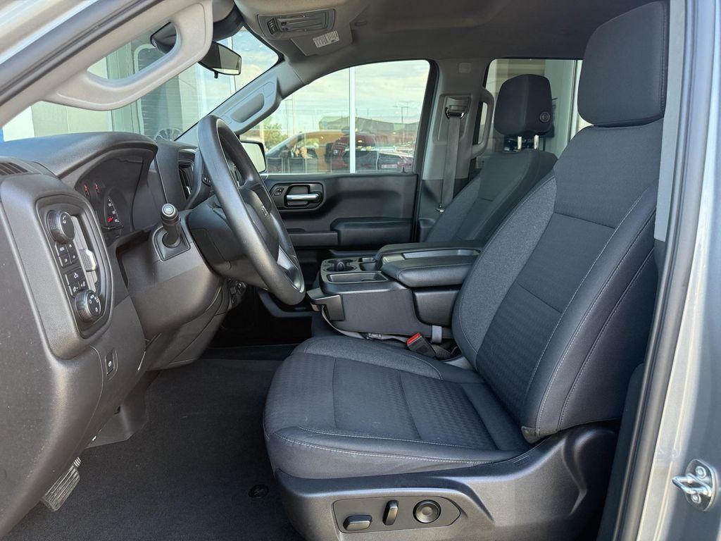 used 2024 Chevrolet Silverado 1500 car, priced at $42,980