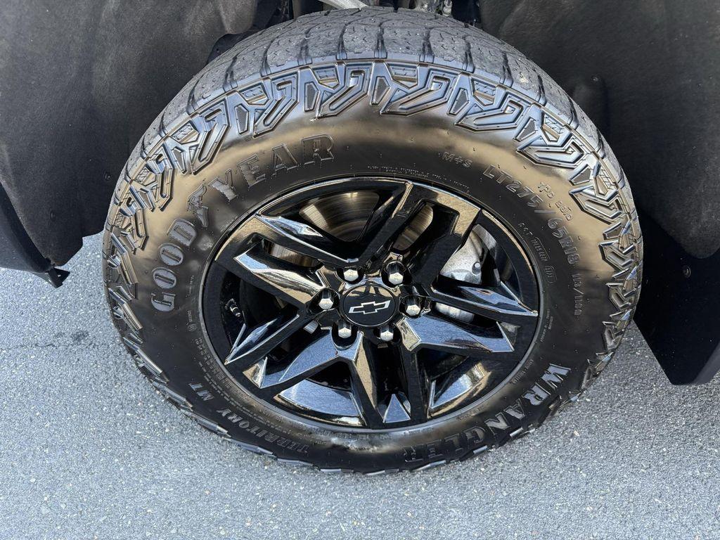 used 2024 Chevrolet Silverado 1500 car, priced at $42,980