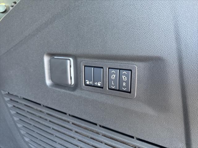 new 2025 Chevrolet Suburban car, priced at $95,475