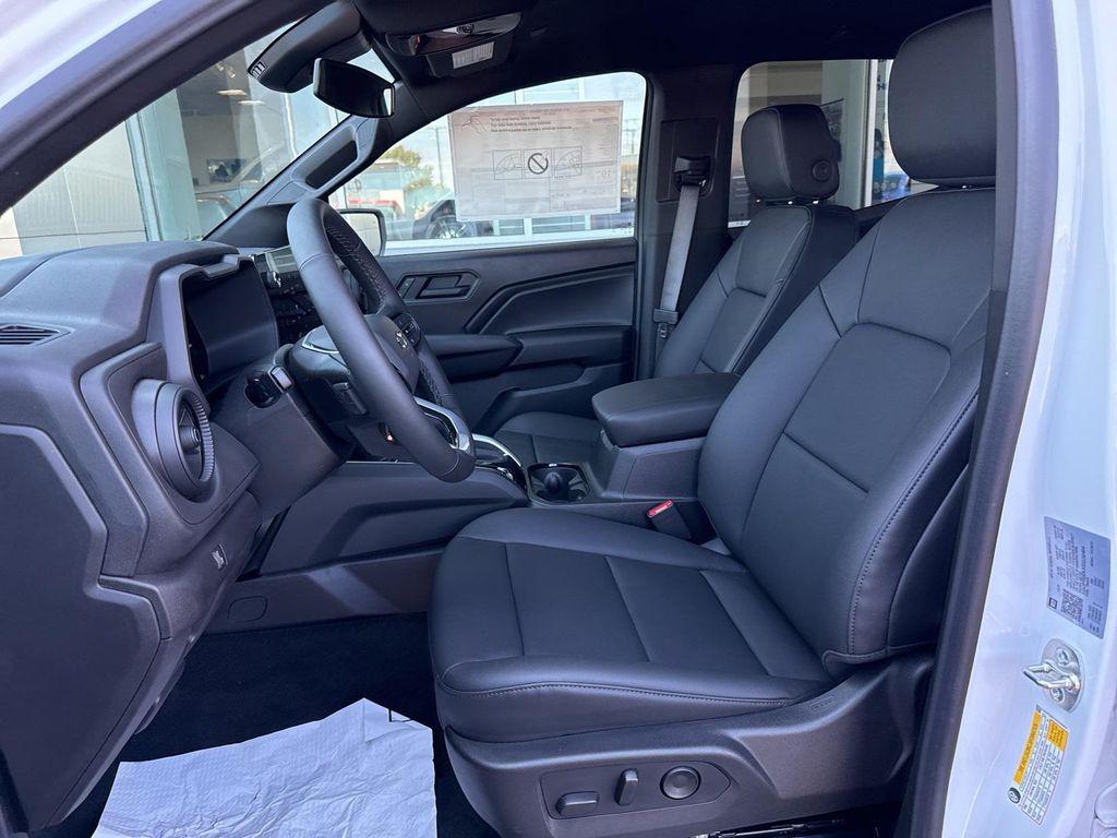 new 2025 Chevrolet Colorado car, priced at $44,940