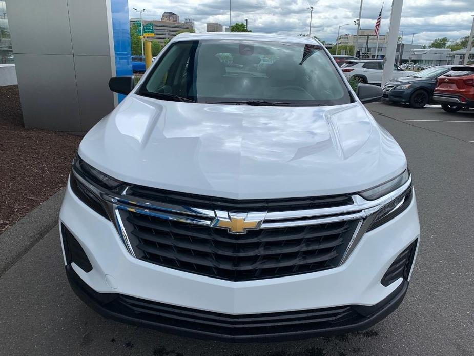 new 2024 Chevrolet Equinox car, priced at $30,675