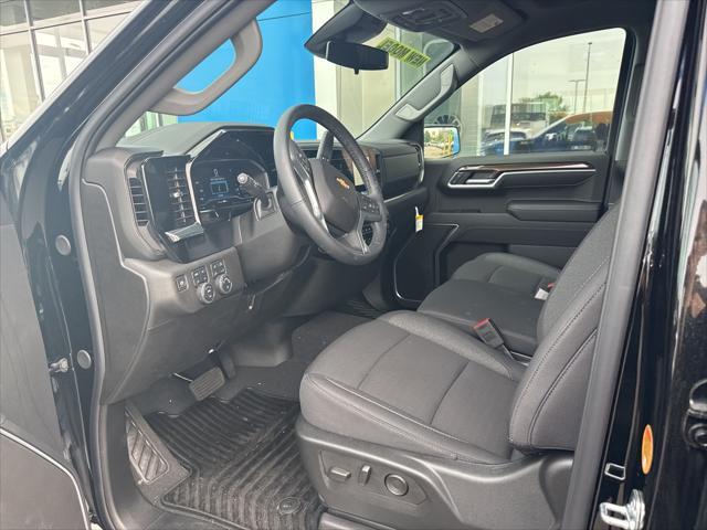 new 2025 Chevrolet Silverado 1500 car, priced at $58,700