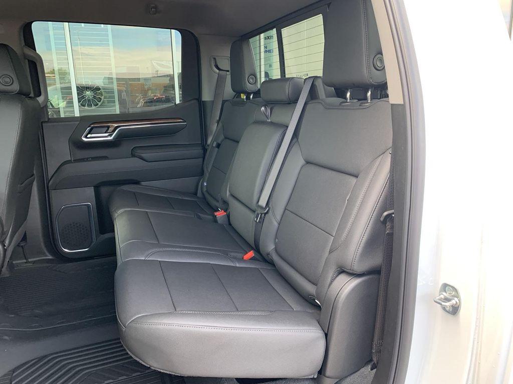 new 2025 Chevrolet Silverado 1500 car, priced at $58,200