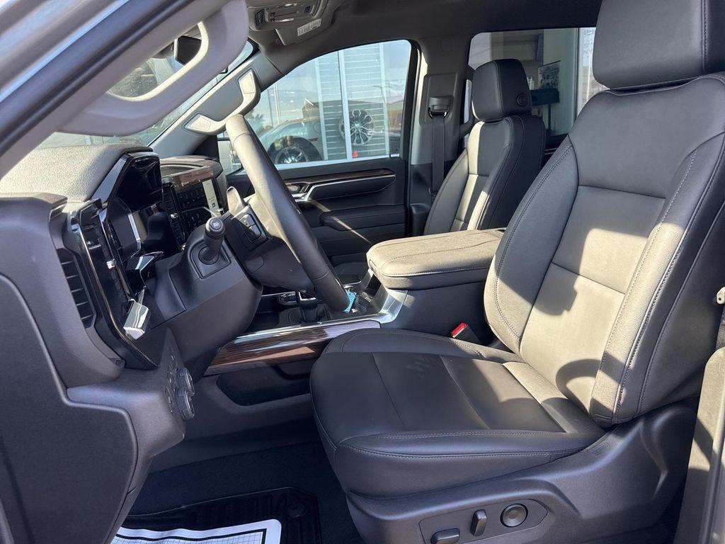 new 2025 Chevrolet Silverado 1500 car, priced at $59,930
