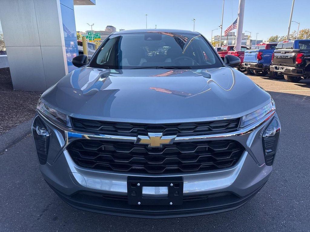 new 2026 Chevrolet Trax car, priced at $23,495
