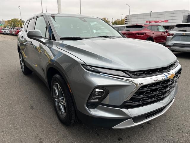 new 2025 Chevrolet Blazer car, priced at $36,995