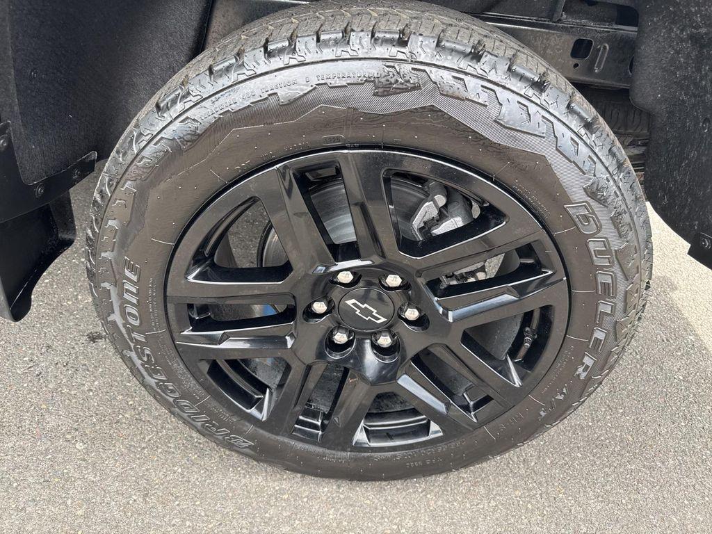new 2025 Chevrolet Colorado car, priced at $47,910