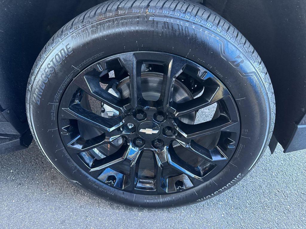 used 2023 Chevrolet Suburban car, priced at $44,980