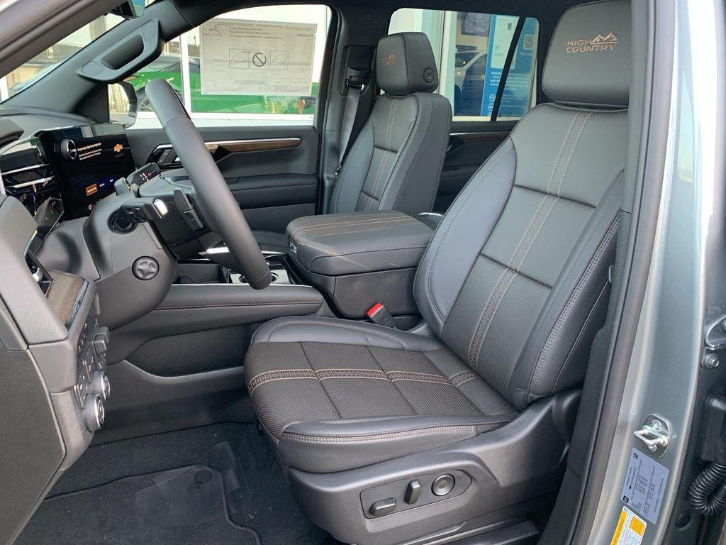 new 2025 Chevrolet Tahoe car, priced at $89,985