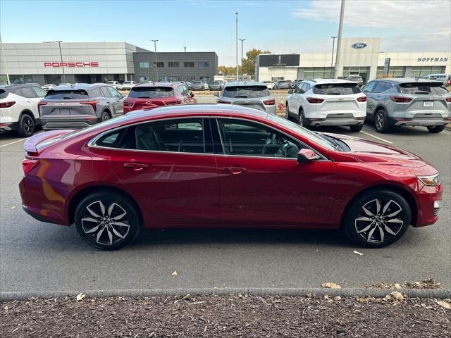 new 2025 Chevrolet Malibu car, priced at $27,740