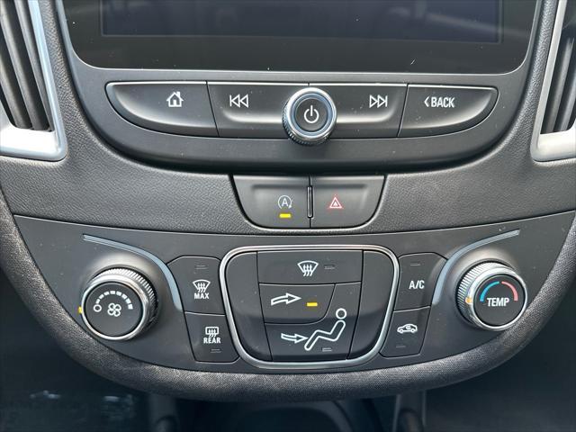 new 2025 Chevrolet Malibu car, priced at $27,740