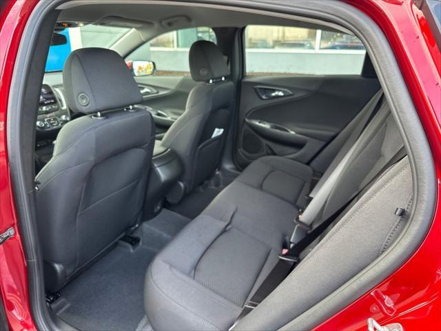 new 2025 Chevrolet Malibu car, priced at $27,740