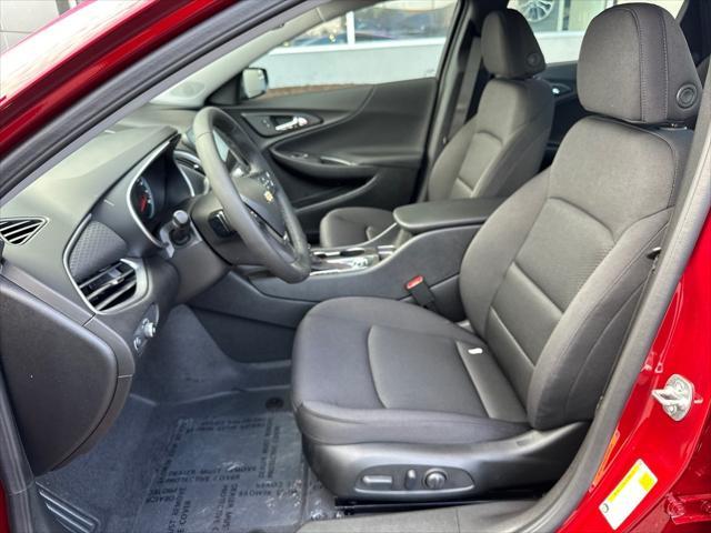 new 2025 Chevrolet Malibu car, priced at $27,740