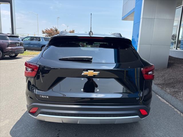 new 2025 Chevrolet Trax car, priced at $22,970
