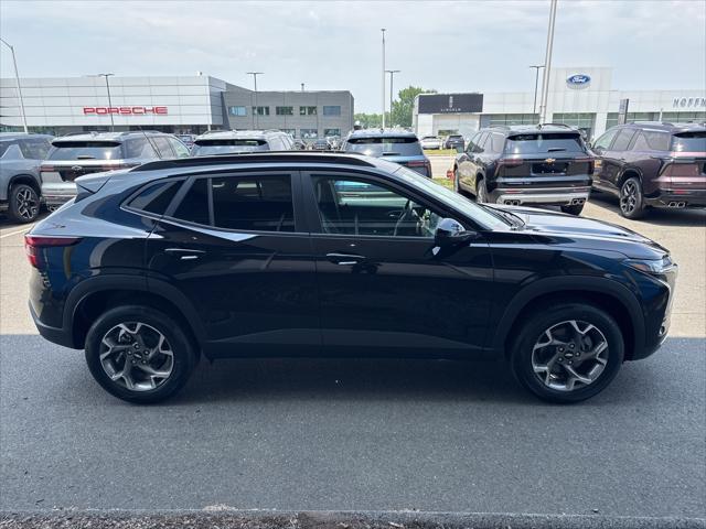 new 2025 Chevrolet Trax car, priced at $22,970