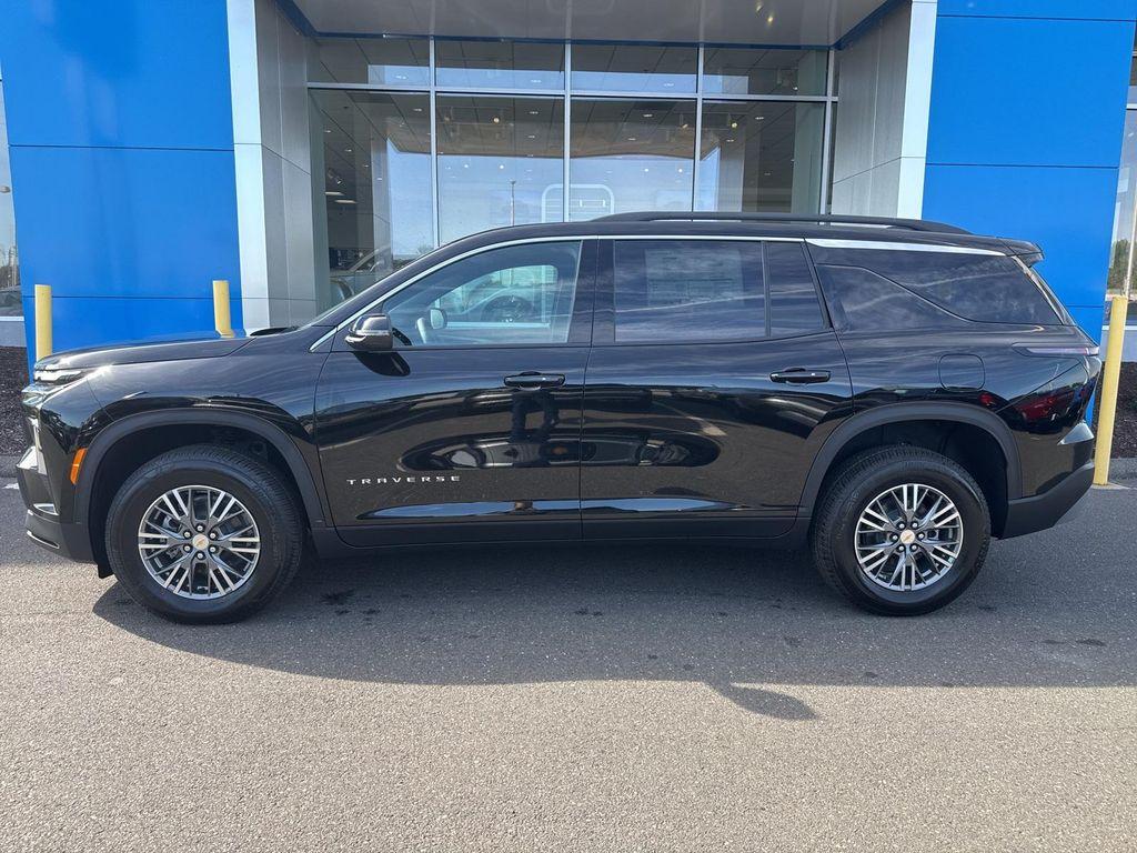 new 2026 Chevrolet Traverse car, priced at $39,920