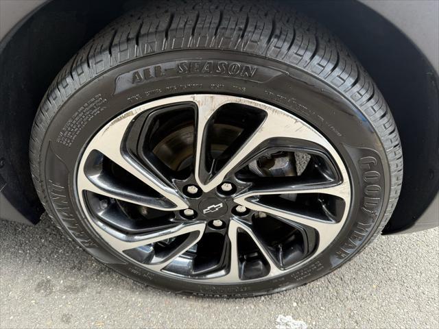used 2023 Chevrolet Bolt EUV car, priced at $17,989