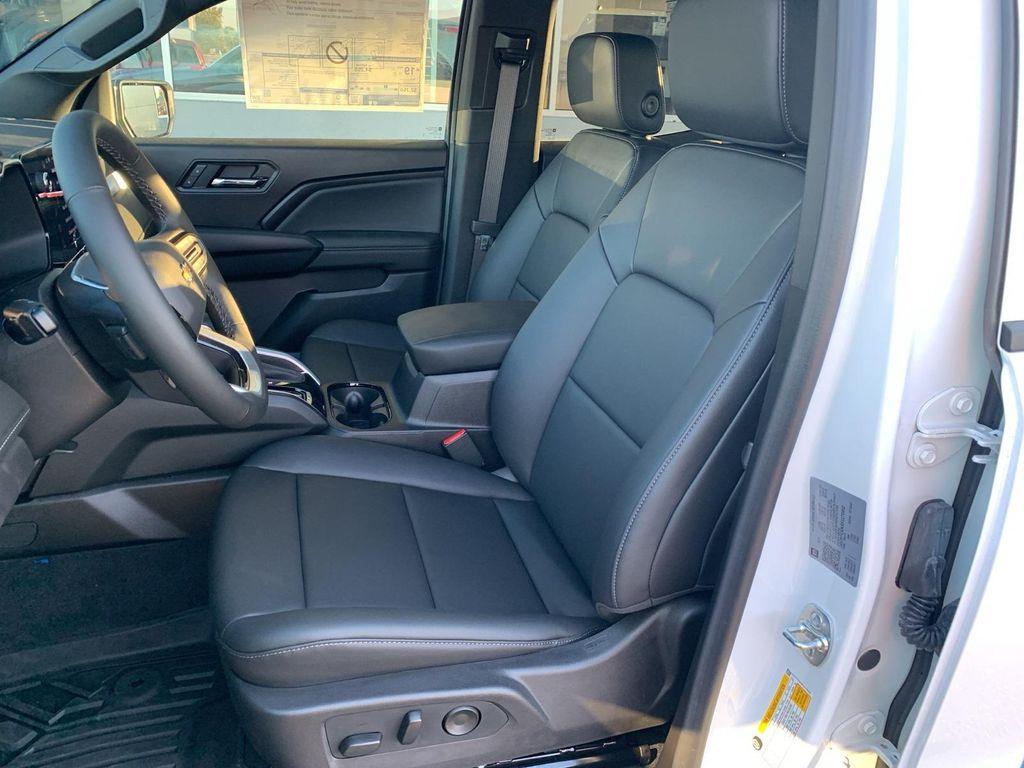 new 2025 Chevrolet Colorado car, priced at $41,985