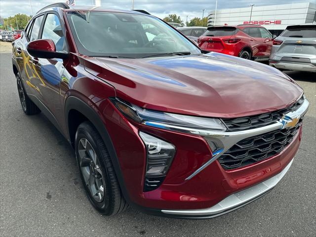 new 2025 Chevrolet Trax car, priced at $22,940