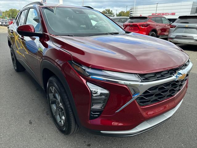 new 2025 Chevrolet Trax car, priced at $23,440