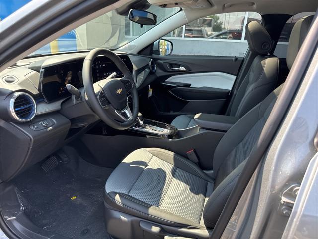 new 2025 Chevrolet Trax car, priced at $25,830