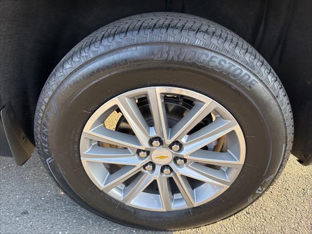 used 2022 Chevrolet Traverse car, priced at $29,980