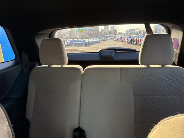 used 2022 Chevrolet Traverse car, priced at $29,980