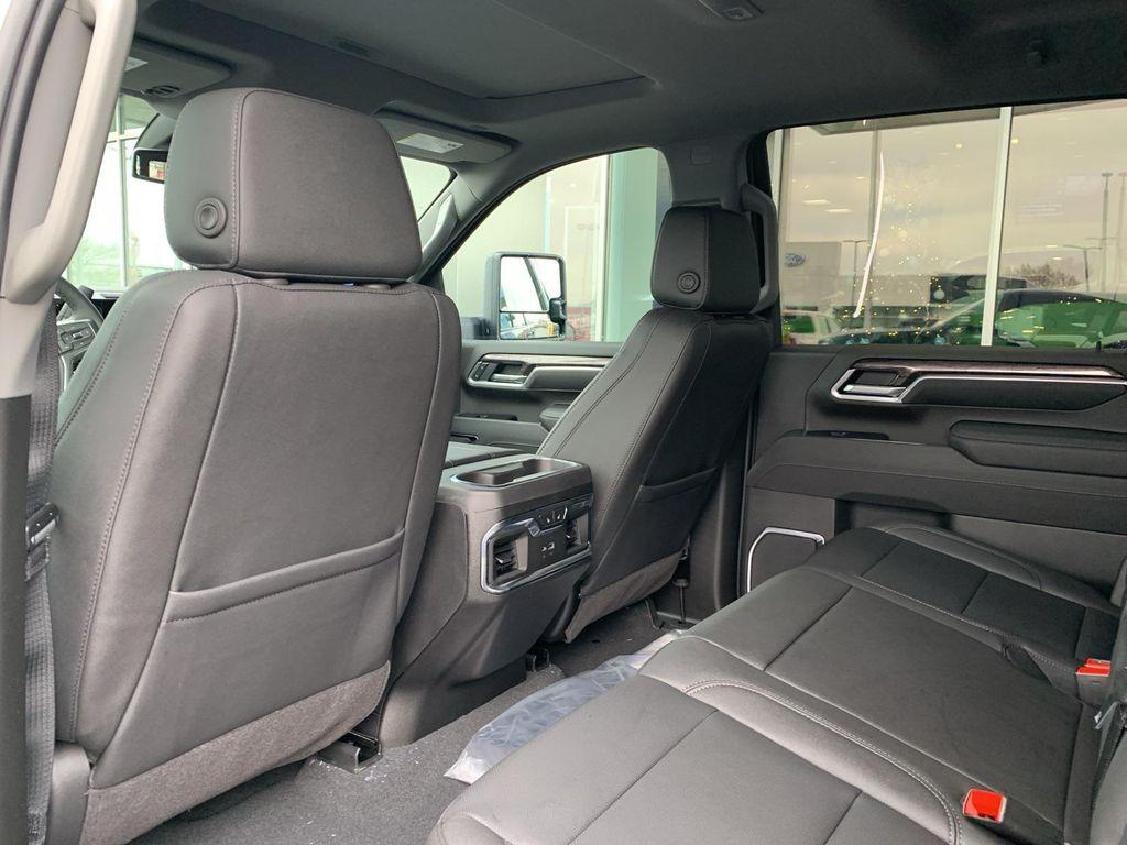 new 2026 Chevrolet Silverado 3500 car, priced at $75,105