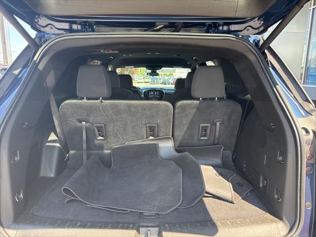 used 2022 Chevrolet Traverse car, priced at $29,664