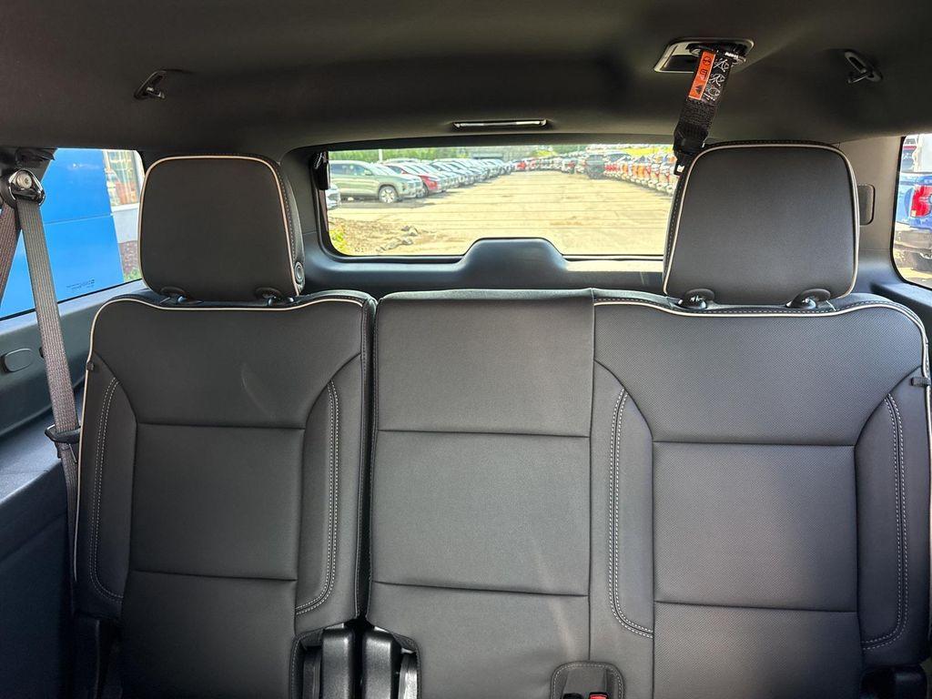 new 2025 Chevrolet Suburban car, priced at $79,820