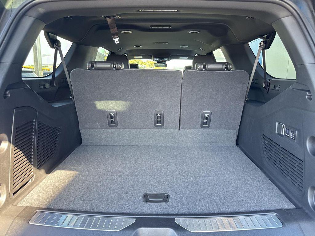 new 2025 Chevrolet Suburban car, priced at $79,820