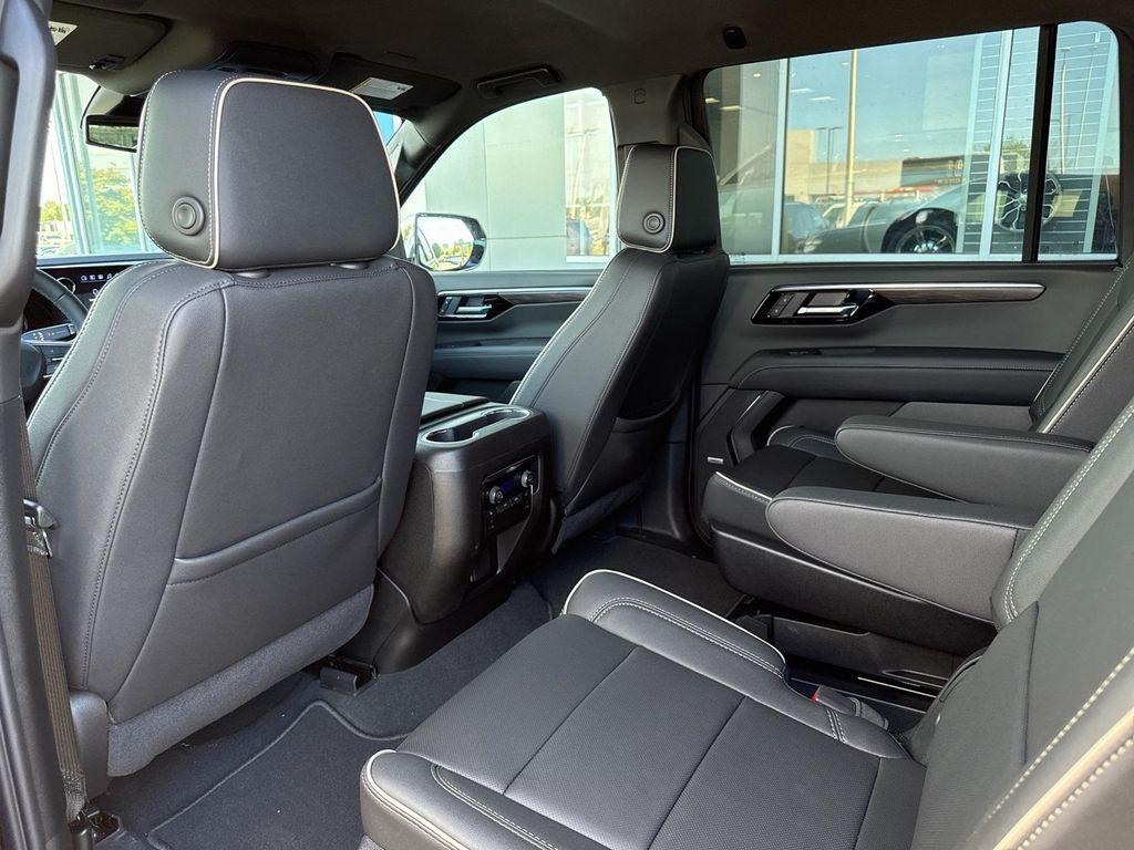 new 2025 Chevrolet Suburban car, priced at $79,820