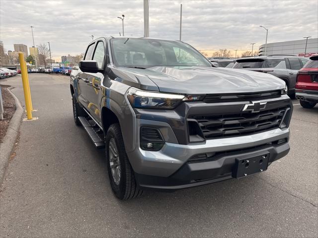 new 2025 Chevrolet Colorado car, priced at $43,995