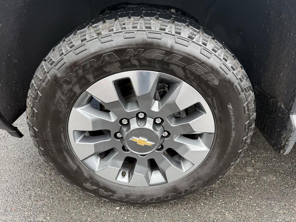 used 2025 Chevrolet Silverado 2500 car, priced at $58,980