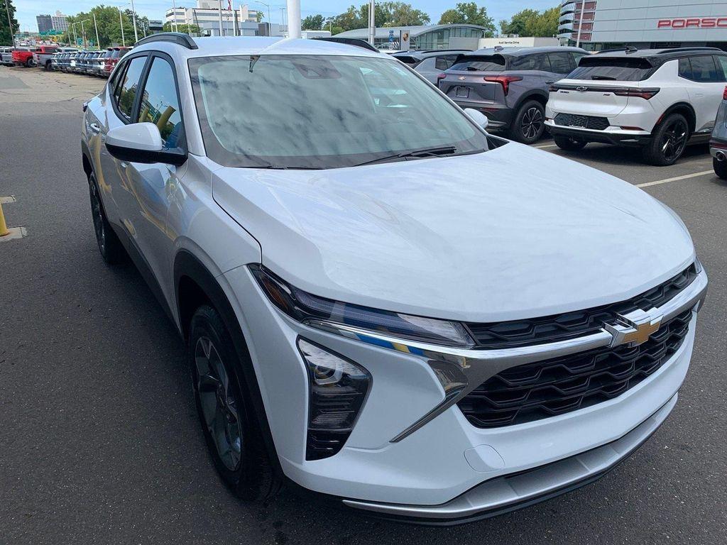 new 2025 Chevrolet Trax car, priced at $24,380