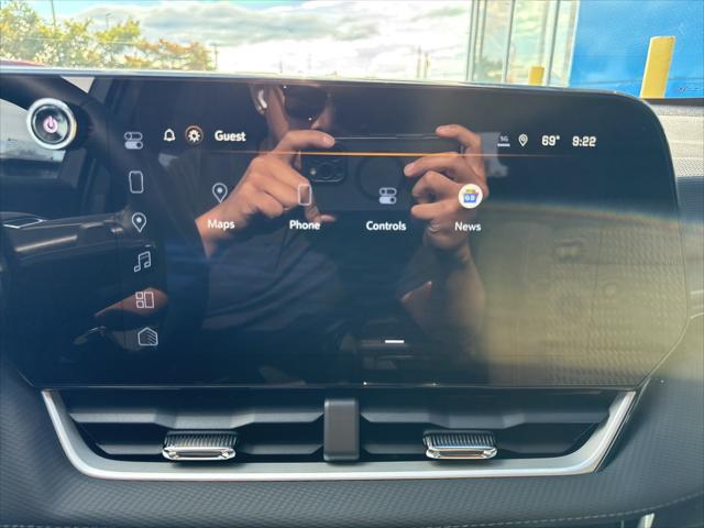 new 2026 Chevrolet Equinox car, priced at $29,740