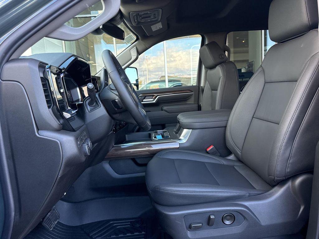 new 2026 Chevrolet Silverado 2500 car, priced at $69,070