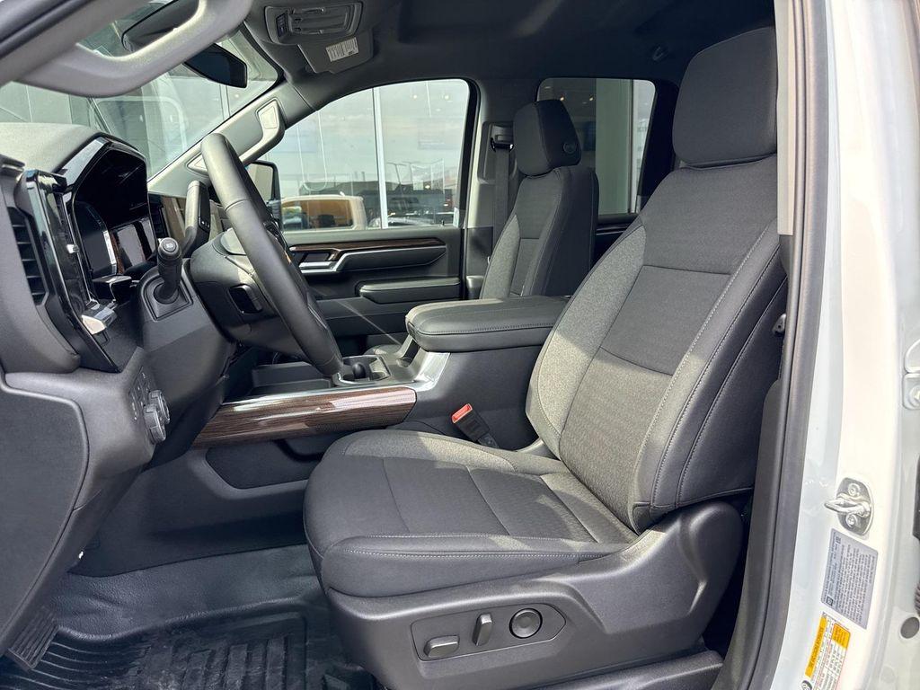 new 2025 Chevrolet Silverado 2500 car, priced at $55,263