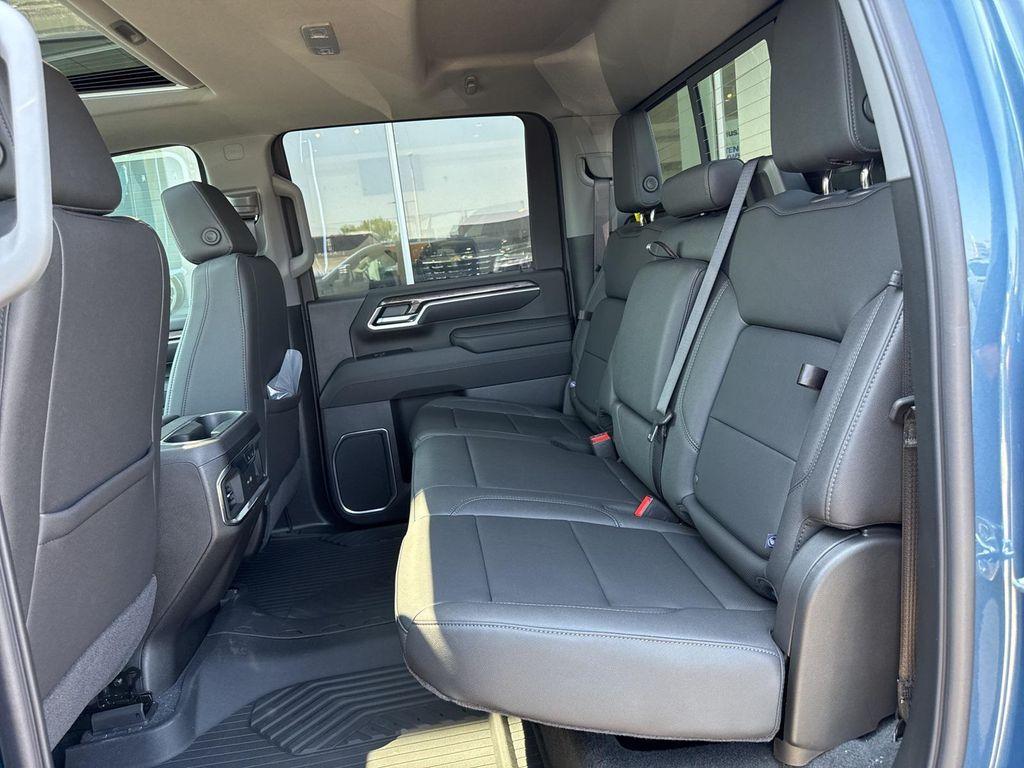 new 2025 Chevrolet Silverado 2500 car, priced at $70,965