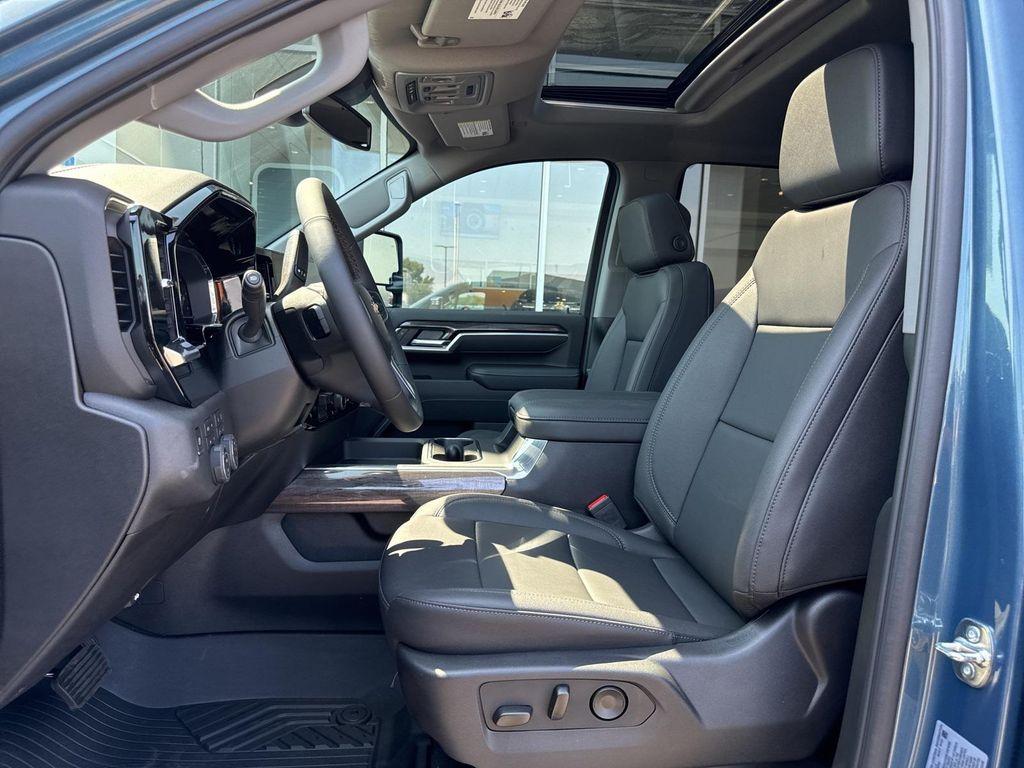 new 2025 Chevrolet Silverado 2500 car, priced at $70,965
