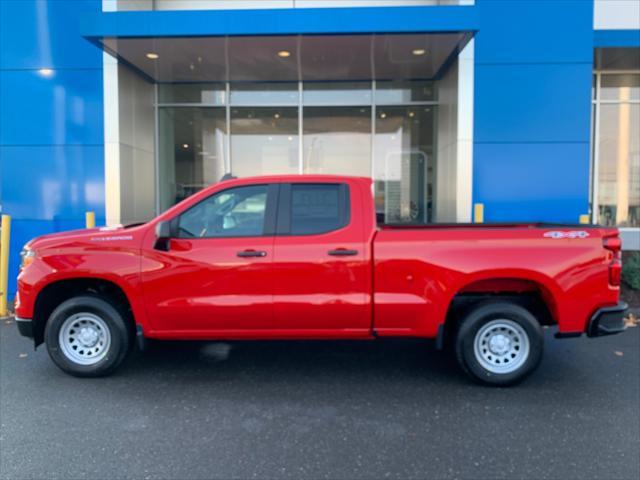 new 2025 Chevrolet Silverado 1500 car, priced at $41,995