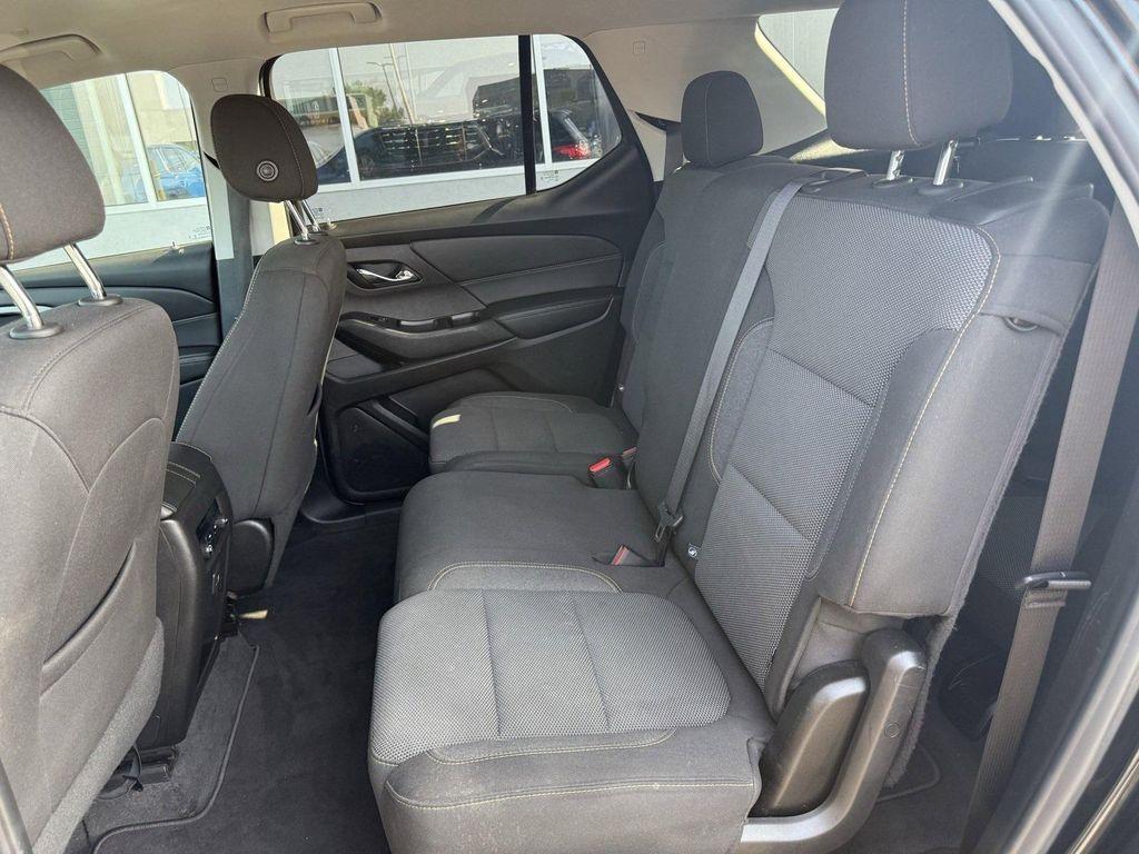 used 2020 Chevrolet Traverse car, priced at $16,481
