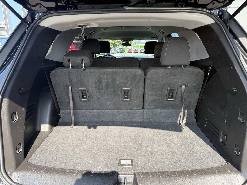 used 2020 Chevrolet Traverse car, priced at $16,481